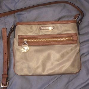 Michael Kors olive crossbody